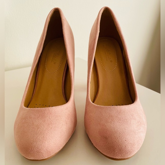 “Lov🤍Mark” Dusty Rose Suede Pumps NWOT - Picture 4 of 8